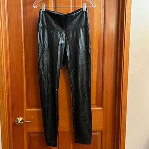WHITE HOUSE BLACK MARKET LEGGINGS